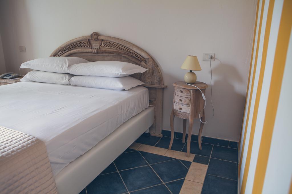 Papillo Resort Borgo Antico San Pantaleo Exteriör bild