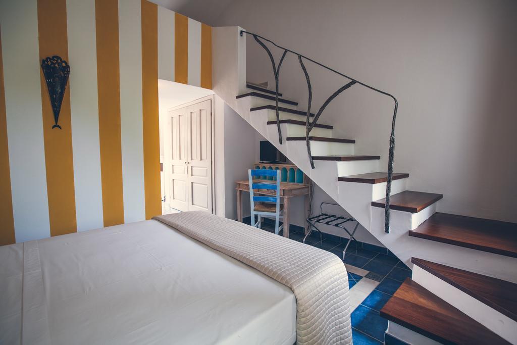 Papillo Resort Borgo Antico San Pantaleo Exteriör bild