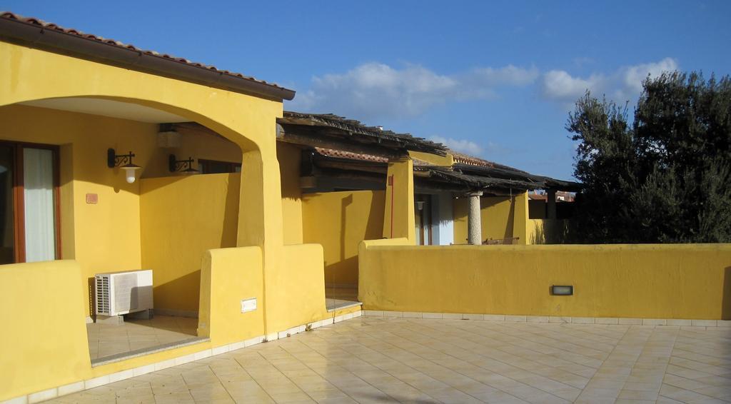 Papillo Resort Borgo Antico San Pantaleo Exteriör bild